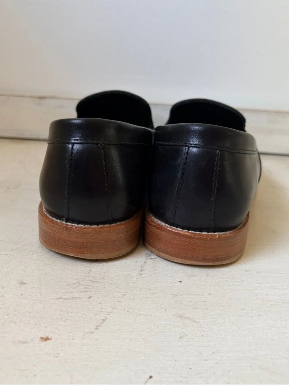Portland Leather Patina Black Leather Round Toe Women’s Loafers‎ 8.5 Slip Ons